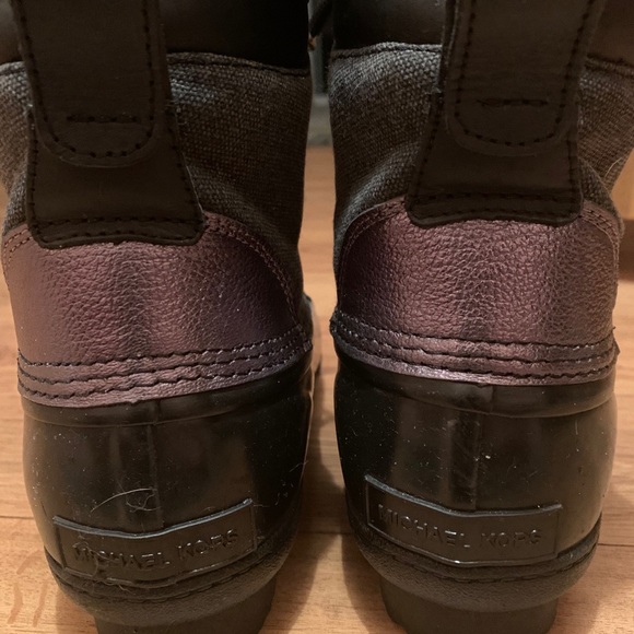 Michael Kors boots - Picture 3 of 5